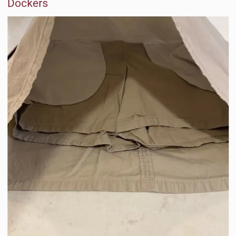 Dockers tan skort sz 10